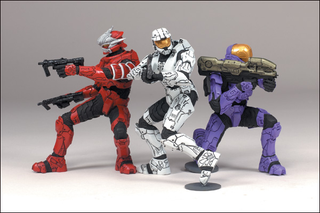 Illustration for article titled New Halo Toy Line Features Wee Spartans, Big Hunter